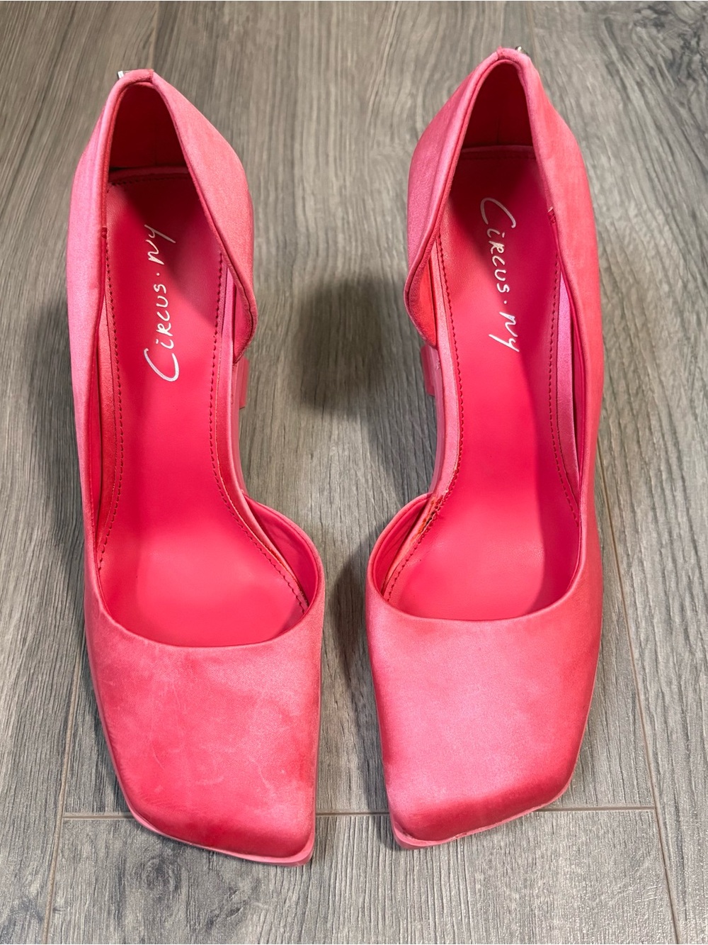 Circus by Sam Edelman Rosemary Pumps in Fuchsia